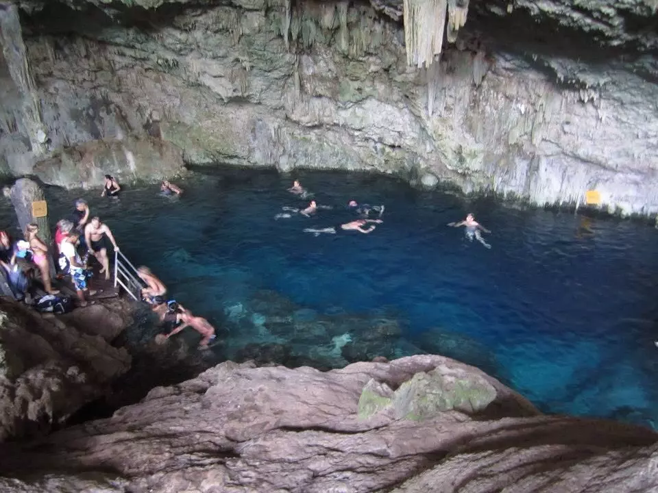 Saturn Cave